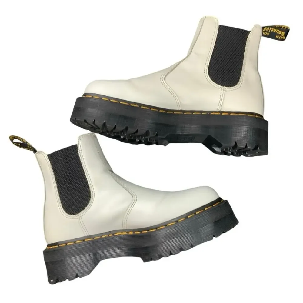 Dr Martens 2976 Quad Chelsea Boots Womens 9 White Platform Leather Doc Martens